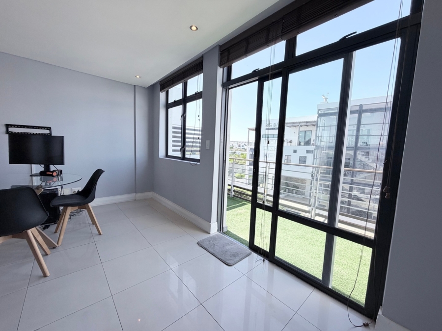 2 Bedroom Property for Sale in Big Bay Western Cape